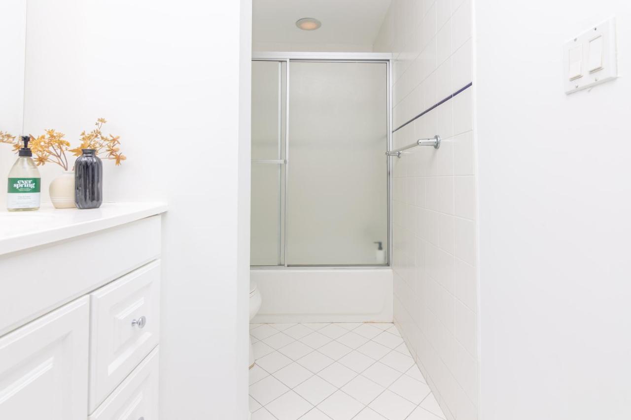 One Bedroom Apartment - With Parking & Balcony - Heart Of Wynwood Miami Luaran gambar